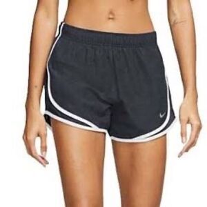 🌺3 FOR $20🌺 - Nike Women’s Dri Fit Tempo Running Shorts XS